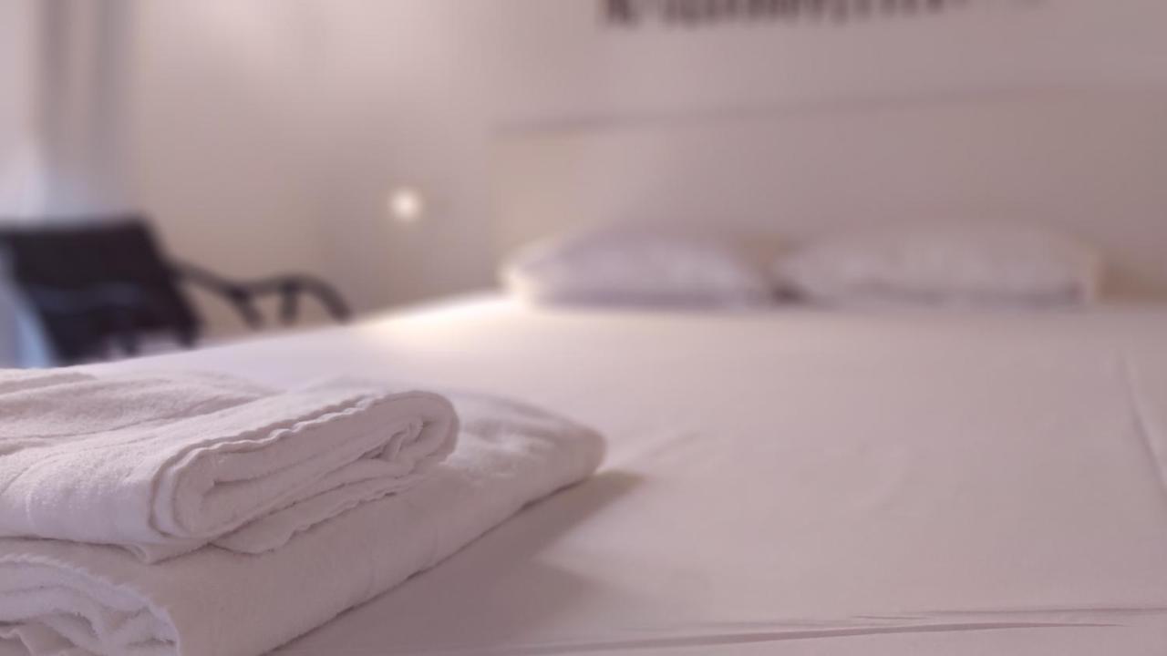 Del Parque Flats Alvarez Suite マラガ エクステリア 写真